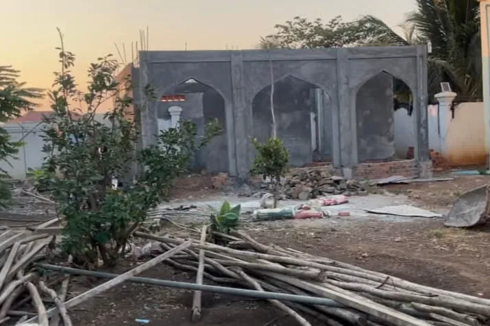 PEMBINAAN BANGUNAN MADRASAH TAHFIZ ANAK YATIM KEMBOJA
